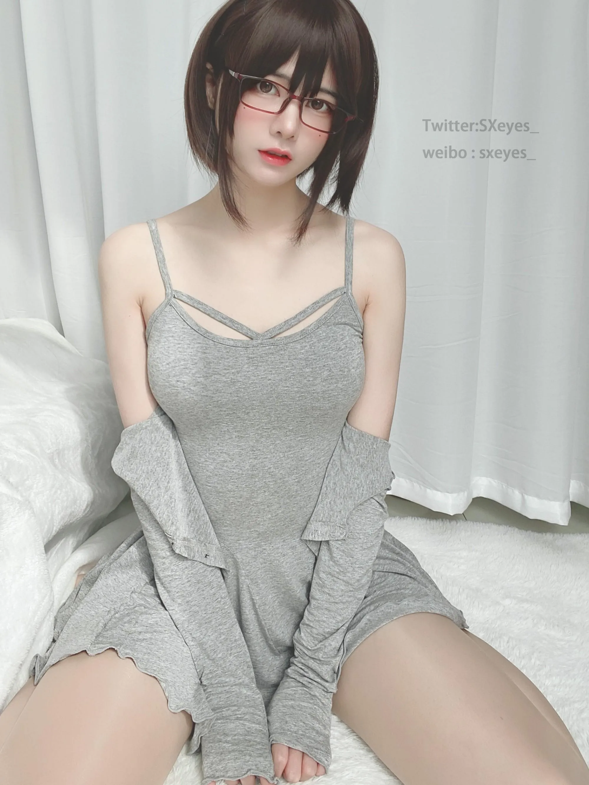 眼酱大魔王w – NO.026 肉丝连衣裙 [30P]插图7